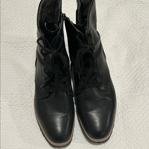 Dr scholls Black Lace-Up Ankle Boots, zip on side - Picture 7 of 7